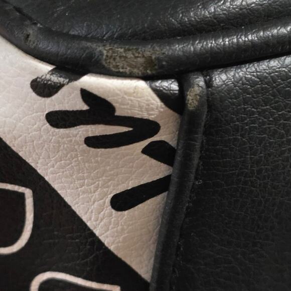 Betsey Johnson Duffle Bag - Picture 10 of 10